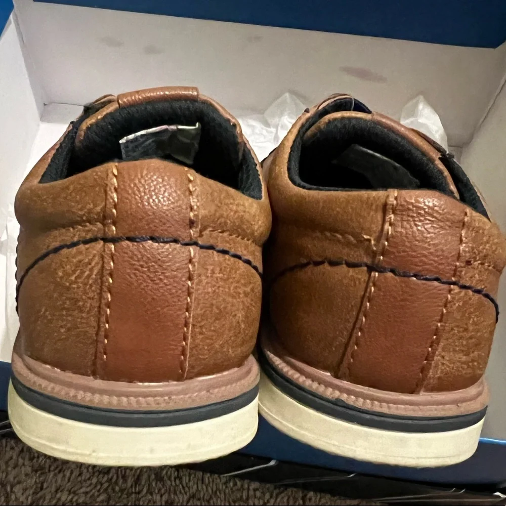Toddler 9 brown dress/photo shoe. Max+Jake